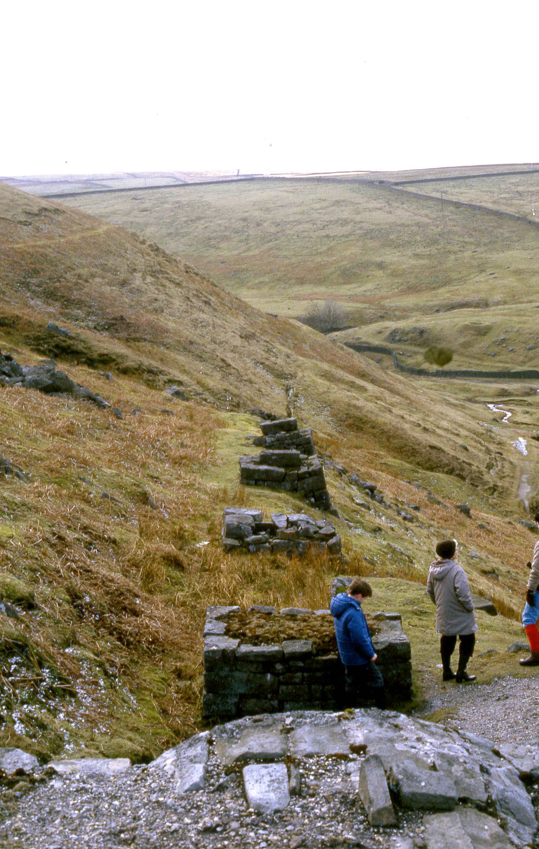 Hebden Gill  shaft stands April 1987